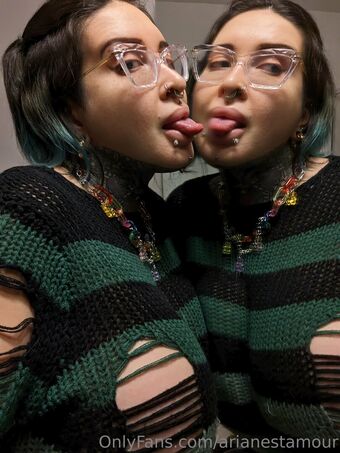 Ariane-saint-amour Nude Leaks OnlyFans Photo 103