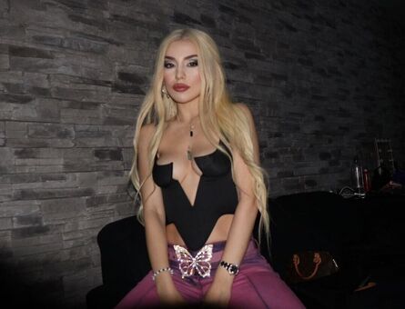 Ava Max Nude Leaks OnlyFans Photo 90