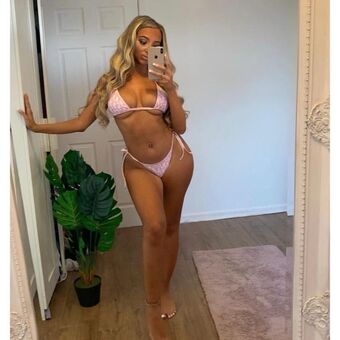 Beth Amelia Nude Leaks OnlyFans Photo 11