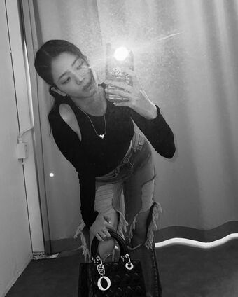 Jisoo Nude Leaks OnlyFans Photo 49