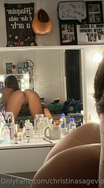 Christinasage1996 Nude Leaks OnlyFans Photo 24