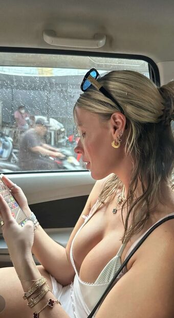 Corinna Kopf Nude Leaks OnlyFans Photo 247