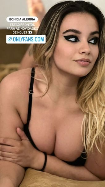 Flaviadesousaa Nude Leaks OnlyFans Photo 2