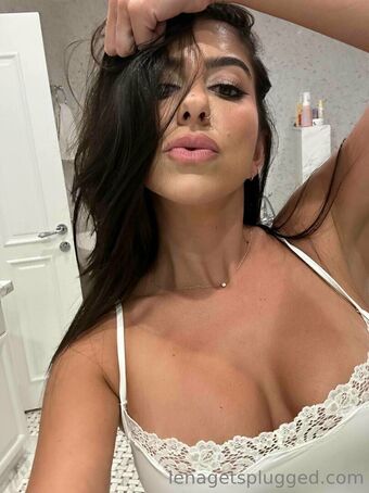 LTP / Lena The Plug / lena.the.mom / lenatheplug Nude Leaks OnlyFans  – Leaked Models