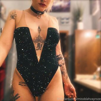 missblahzayroze Nude Leaks OnlyFans  – Leaked Models