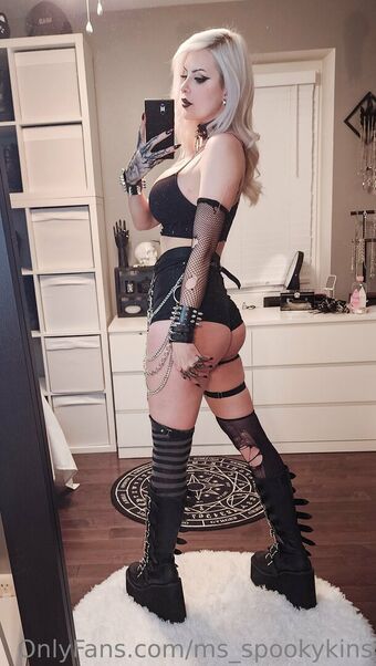 ms_spookykins Nude Leaks OnlyFans Photo 17