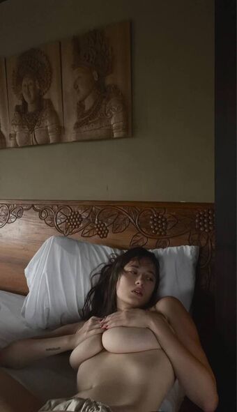 Sasha Hu Nude Leaks OnlyFans Photo 13