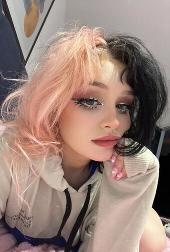 shan.hadden Nude Leaks OnlyFans Photo 4