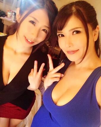 Shinoda Ayumi Nude Leaks OnlyFans Photo 14