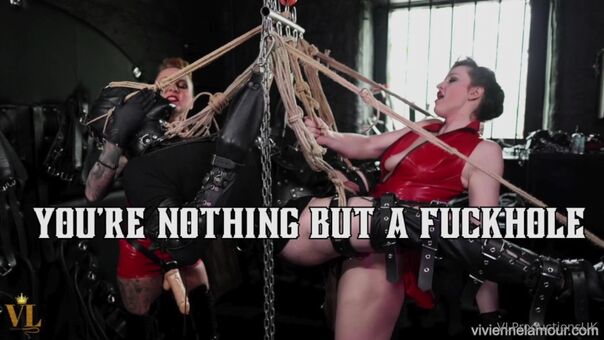 Vivienne L’Amour / kinkyfetishviv / mistress.vivienne.lamour / straponmistress Nude Leaks OnlyFans  – Leaked Models