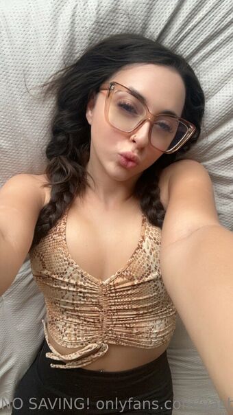 yasbaker Nude Leaks OnlyFans  – Leaked Models