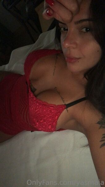 Yasmim Maia / yasmaiaa Nude Leaks OnlyFans  – Leaked Models