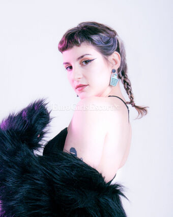 Zzofih Nude Leaks OnlyFans  – Leaked Models