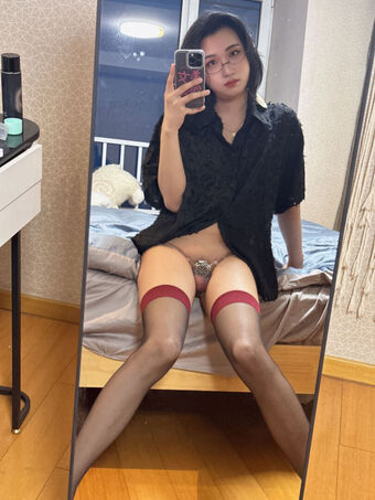 _xingxiyue Nude Leaks OnlyFans Photo 3