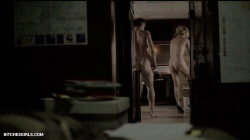 Kathleen Robertson Redhead Naked Girl – Monika Schnarre