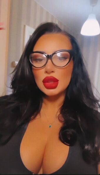 Kristina Karieva Nude Leaks OnlyFans Photo 51