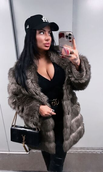 Kristina Karieva Nude Leaks OnlyFans Photo 49