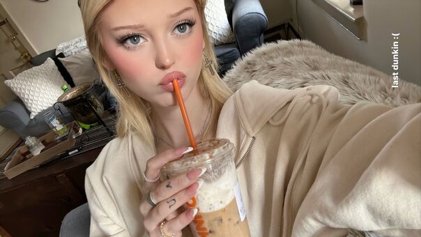 Loren-gray Nude Leaks OnlyFans Photo 113
