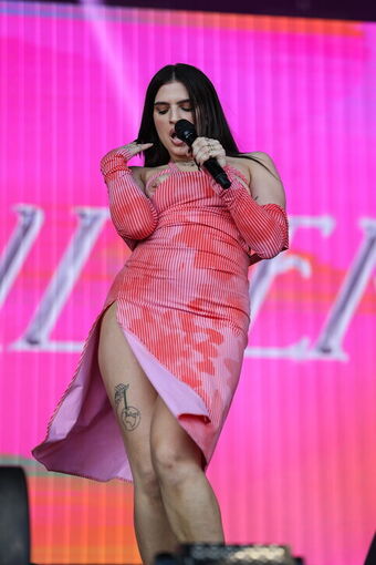 Mae Muller / maemuller Nude Leaks OnlyFans  – Leaked Models