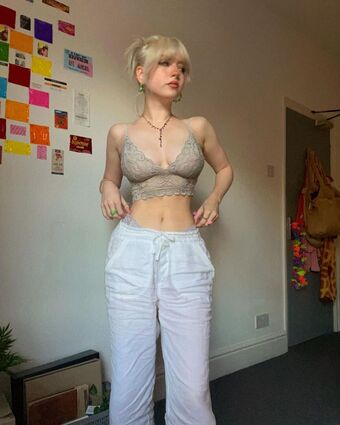 m.ae.3 Nude Leaks OnlyFans Photo 31