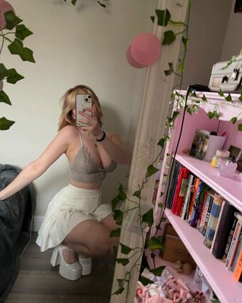 m.ae.3 Nude Leaks OnlyFans Photo 35