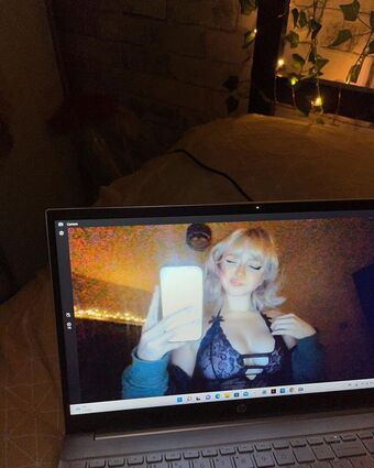 m.ae.3 Nude Leaks OnlyFans Photo 30