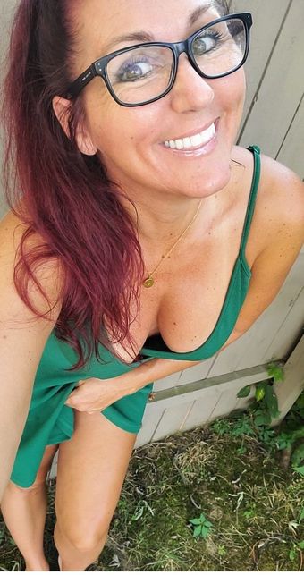 Milf Monie Nude Leaks OnlyFans Photo 9