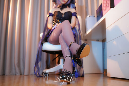 Misaki Suzuki / Miyoki / m1yok1h1me / 软趴在床单上 / 铃木美笑 Nude Leaks OnlyFans – Leaked Models