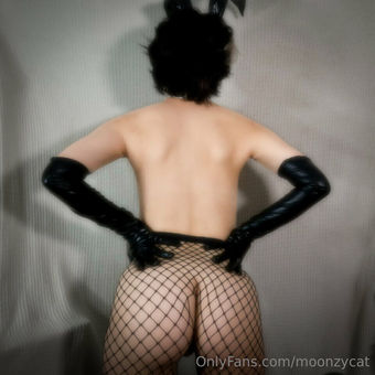 Moonzycat Nude Leaks OnlyFans Photo 11