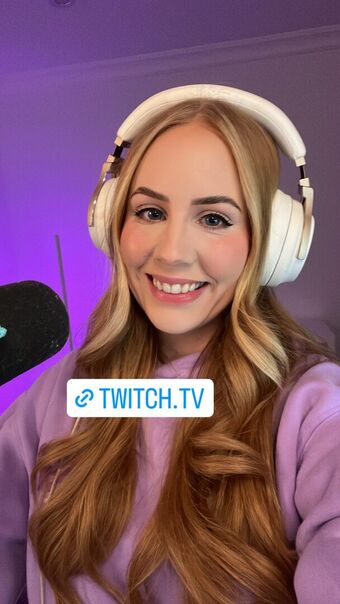 Nalopia Nude Leaks OnlyFans  – Leaked Models