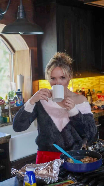 Natalie Alyn Lind Nude Leaks OnlyFans Photo 38