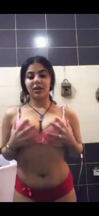 Onesarahhh Nude Leaks OnlyFans Photo 1