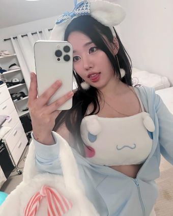 Ploo Nude Leaks OnlyFans Photo 4