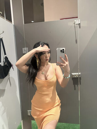 Samantha Yang Hmong / samanthayang._ / senpaiyang Nude Leaks OnlyFans  – Leaked Models