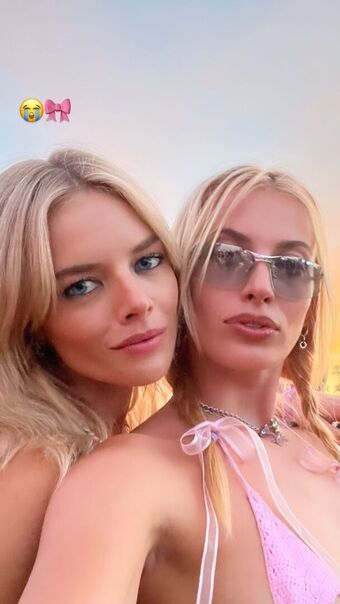 Samara Weaving / samweaving Nude Leaks OnlyFans  – Leaked Models