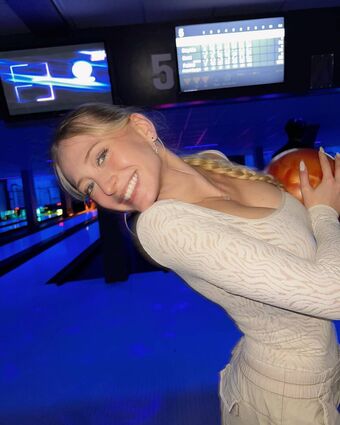 sophia.ilysm Nude Leaks OnlyFans Photo 57