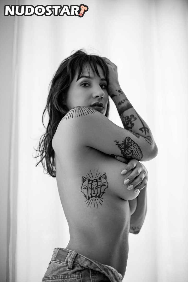 Thais Marin Leaks (26 Photos) – NudoStar