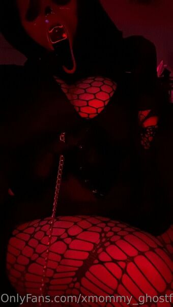 xmommy_ghostface Nude Leaks OnlyFans Photo 1