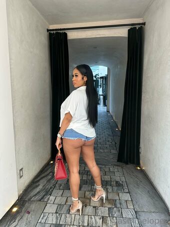 yasminelopez Nude Leaks OnlyFans Photo 24