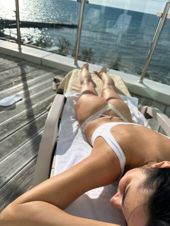 yladoyla Nude Leaks OnlyFans Photo 12