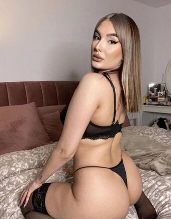 Alessia Aniki Nude Leaks OnlyFans Photo 3