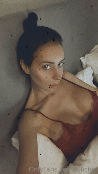 alliciya Nude Leaks OnlyFans  – Leaked Models