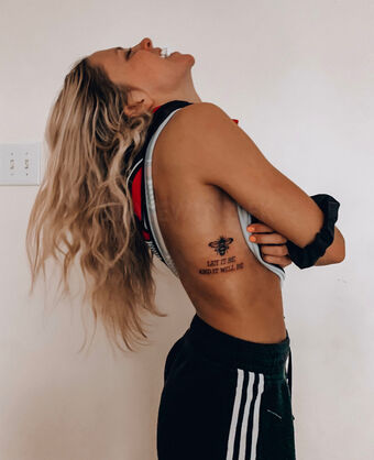 Allie Ross Nude Leaks OnlyFans Photo 19