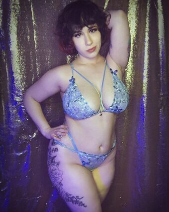 Betty Brash Nude Leaks OnlyFans Photo 11