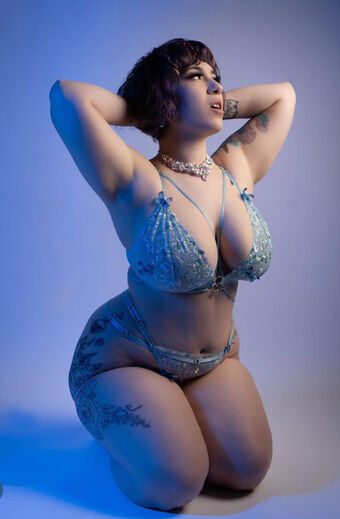 Betty Brash Nude Leaks OnlyFans Photo 4