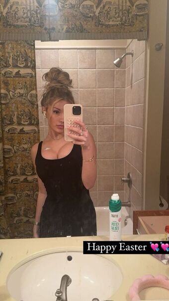 Breckie Hill / Breckiehill / breckie / yellz Nude Leaks OnlyFans  – Leaked Models