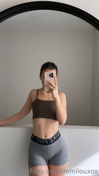 demilouxox Nude Leaks OnlyFans Photo 11