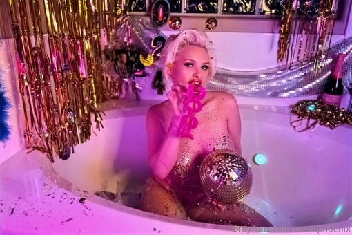 charliphoenix / charliphoenix.11 Nude Leaks OnlyFans  – Leaked Models