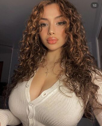 Curvy Goddesses Nude Leaks OnlyFans Photo 213