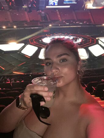 Elisabeth Marchini Nude Leaks OnlyFans Photo 13